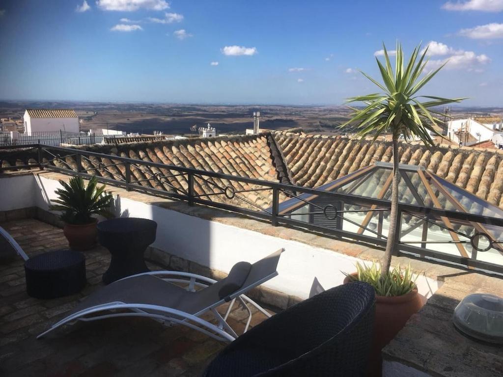Sidonia, Luxury Historic Modern Townhouse, Swimming Pool, Terraces, Sea View. Apartment Medina-Sidonia